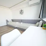 Appartamento Sunny 2-bedroom With Sea View Varna