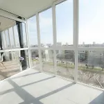 Sunny 2-bedroom With Sea View Appartamento Varna
