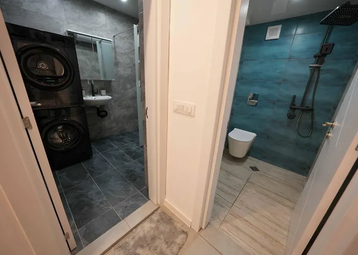 Sunny 2-bedroom With Sea View *